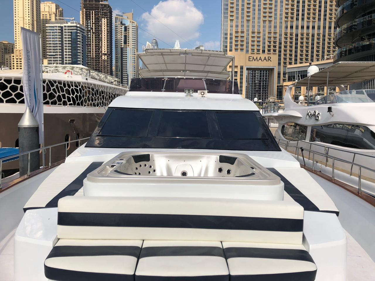 90 Ft Luxury Yacht